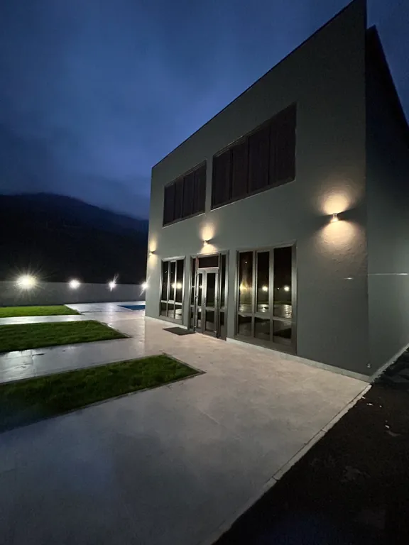 Дом в горах с теплым бассейном