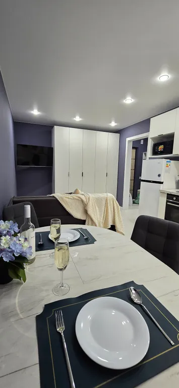 Светлая и просторная двухкомнатная квартира