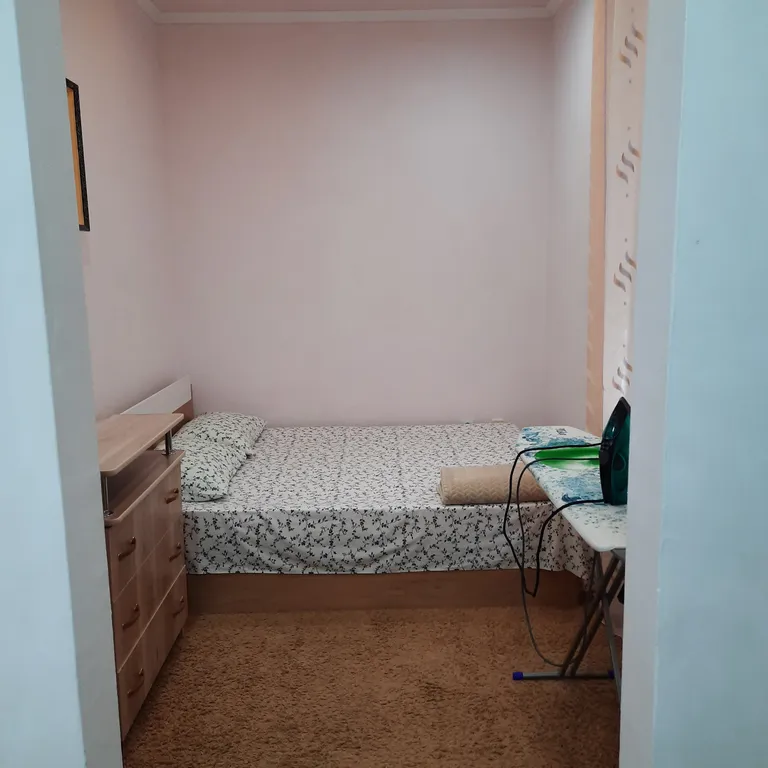 Половина двухэтажного дома у моря