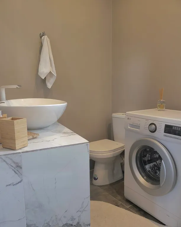 Коттедж с бассейном