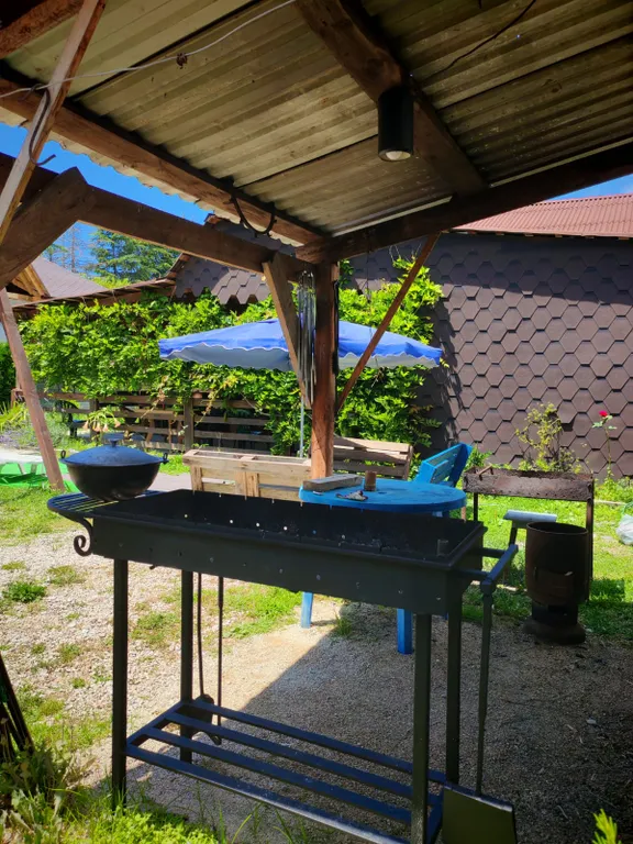 Коттедж Гостевой домик в прибрежной полосе — Пицунда