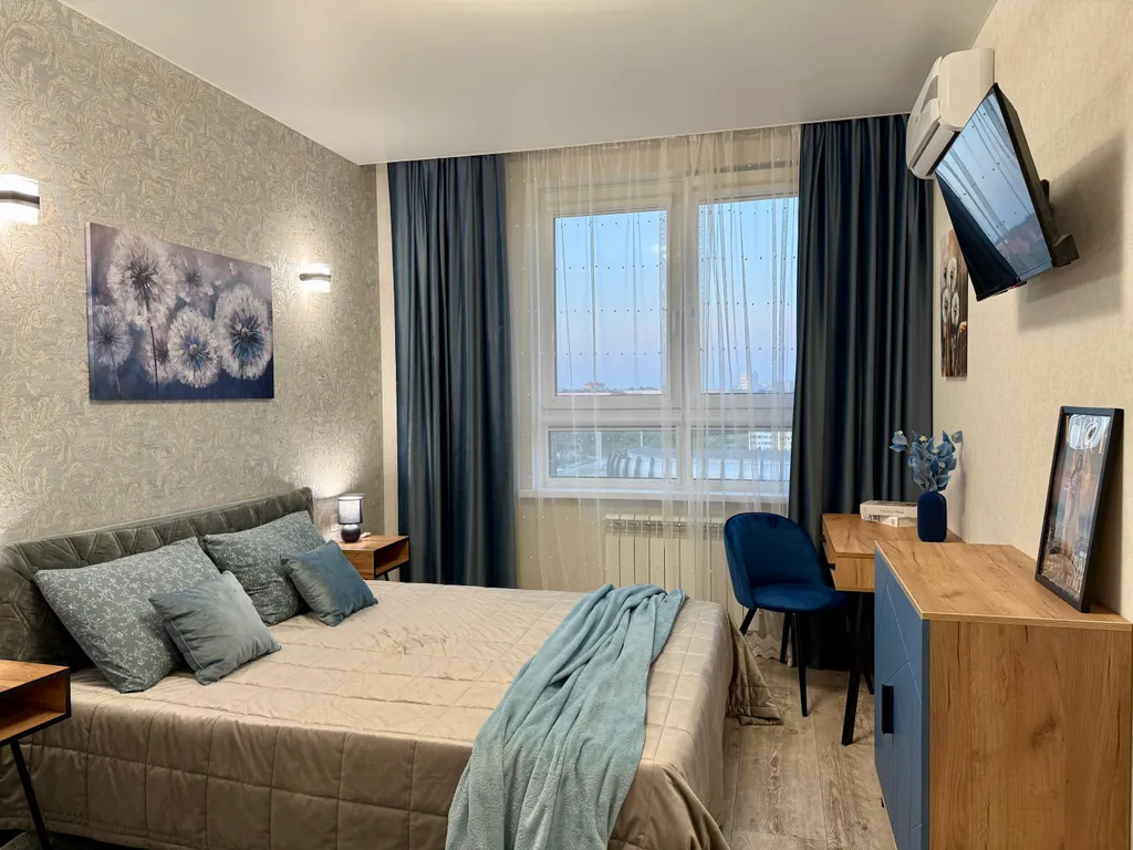 Вместительная евродвушка возле Тула Арены для 6 гостей