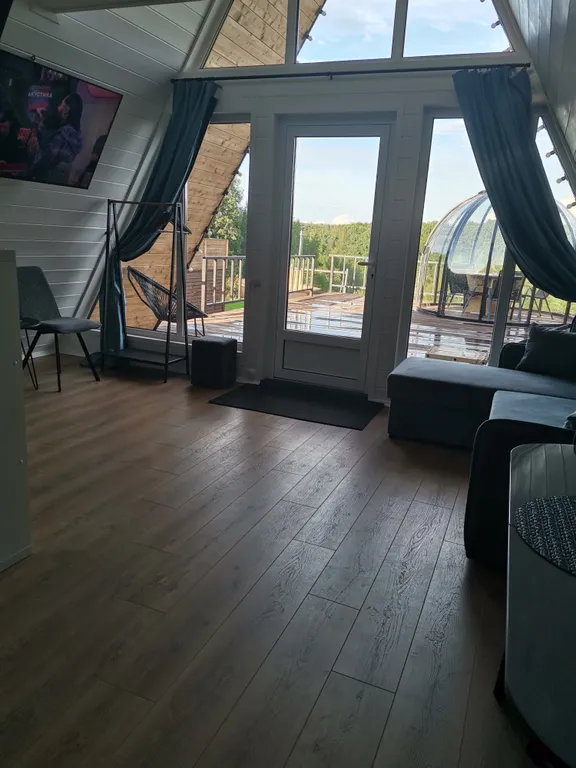 Дом с большой террасой