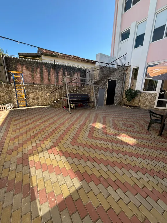 Уютный и комфортный 2х местный номер с одной двухспальной кроватью