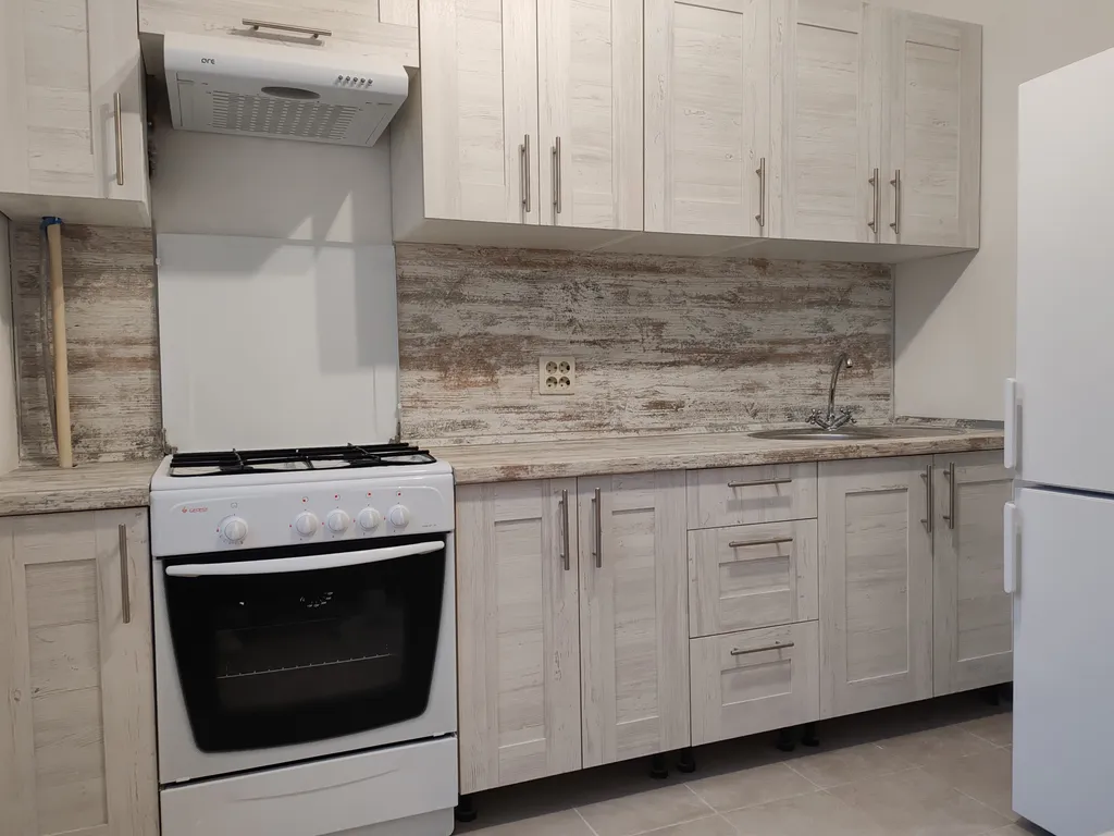 Знсрент Бунина 6 петровский