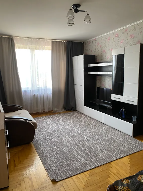 Уютная 1-комнатная квартира — аренда посуточно в Богучар