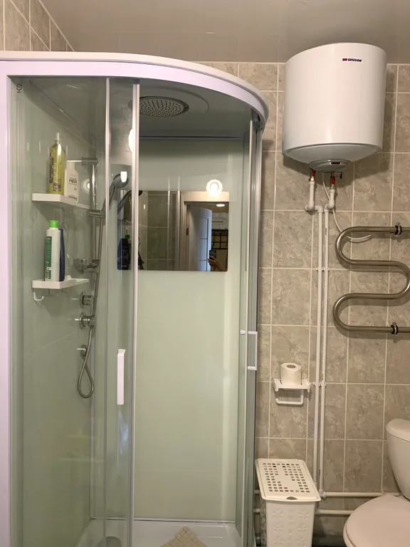 Студия в доме у метро