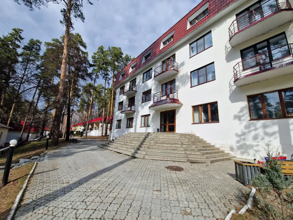 Номер от собственника на базе Уральский зори озеро Еловое