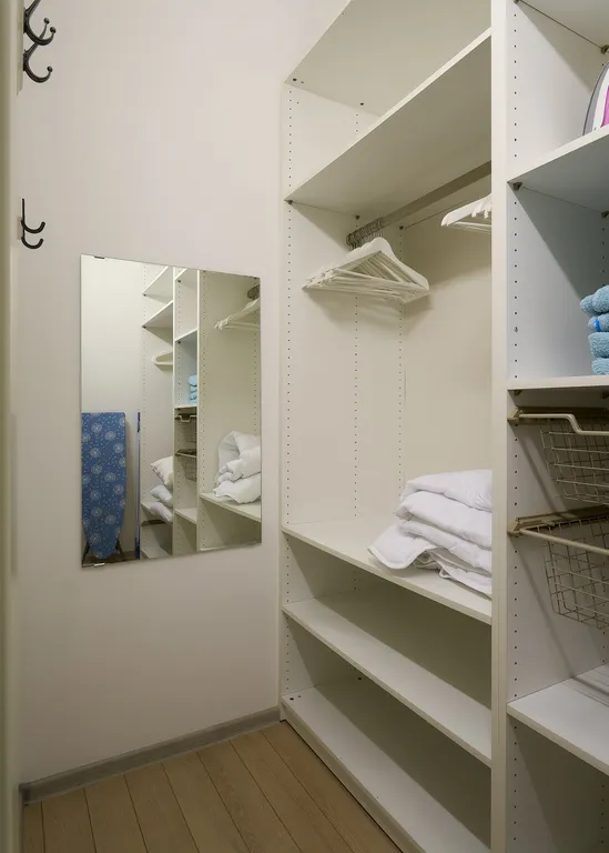 Квартира Квартира MyHomeYourHome на 27-й линии Васильевского острова, 16 — Санкт-Петербург