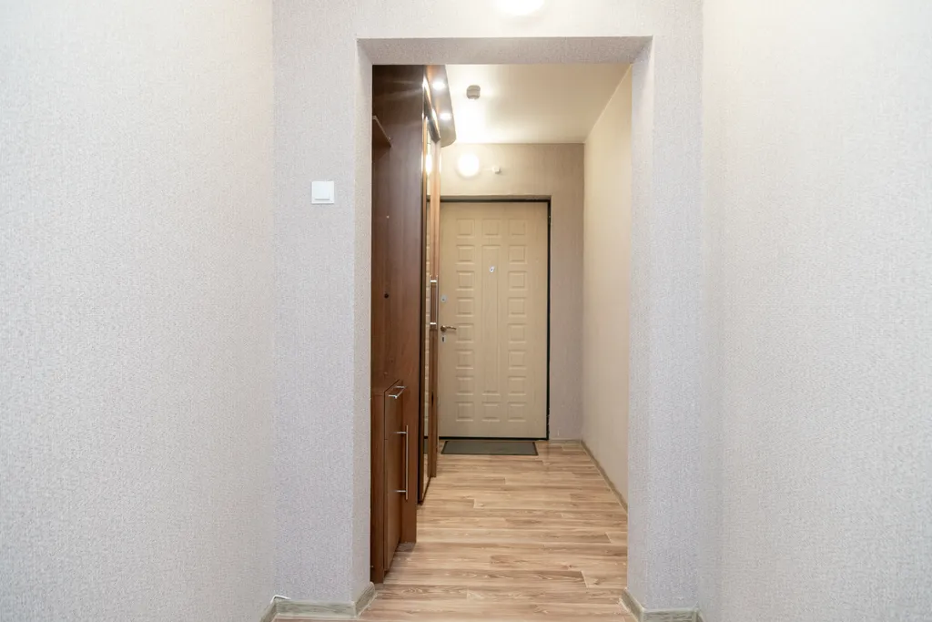 Просторная двухкомнатная квартира на берегу Енисея