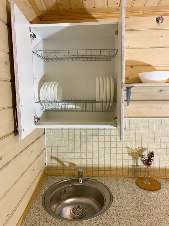 Домик с баней у леса для семейного отдыха