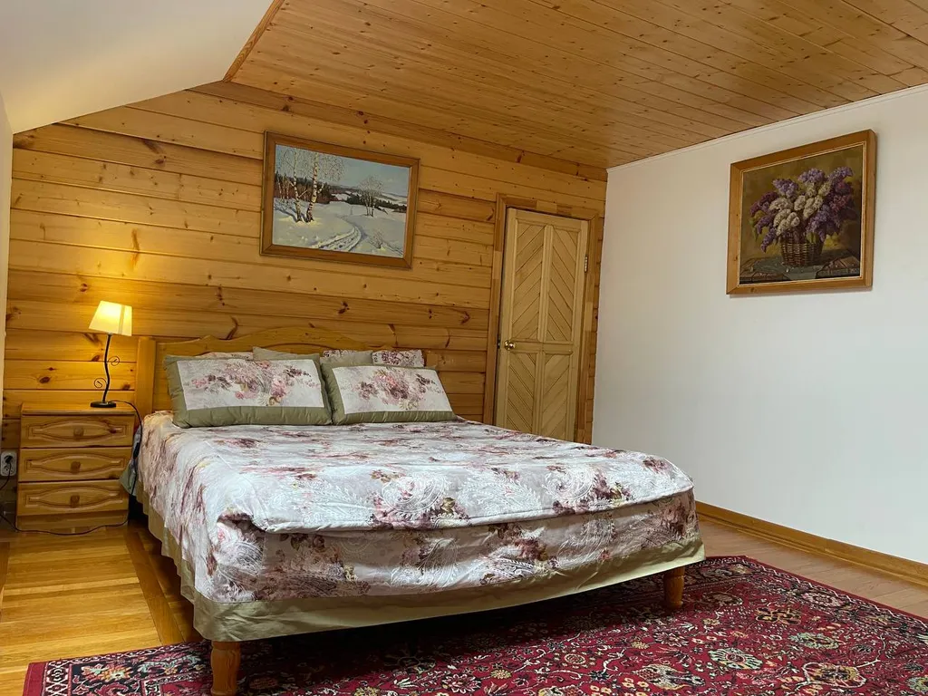 Уютный загородный дом с баней и бассейном