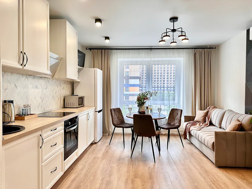 Светлые просторная квартира в 2 минутах от метро Котельники.