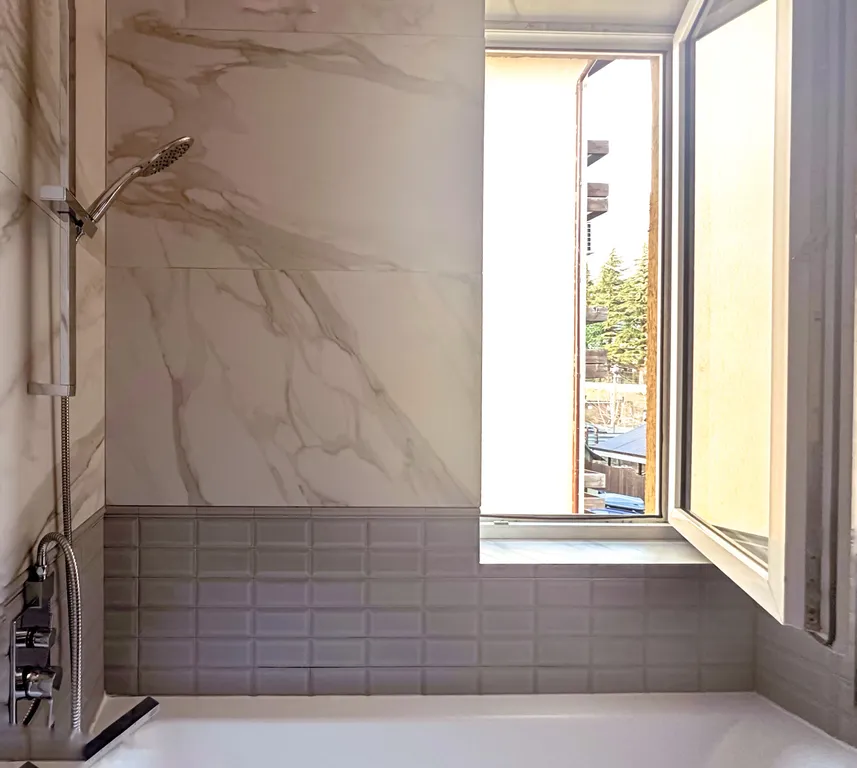 Семейный апартамент с двумя балконами