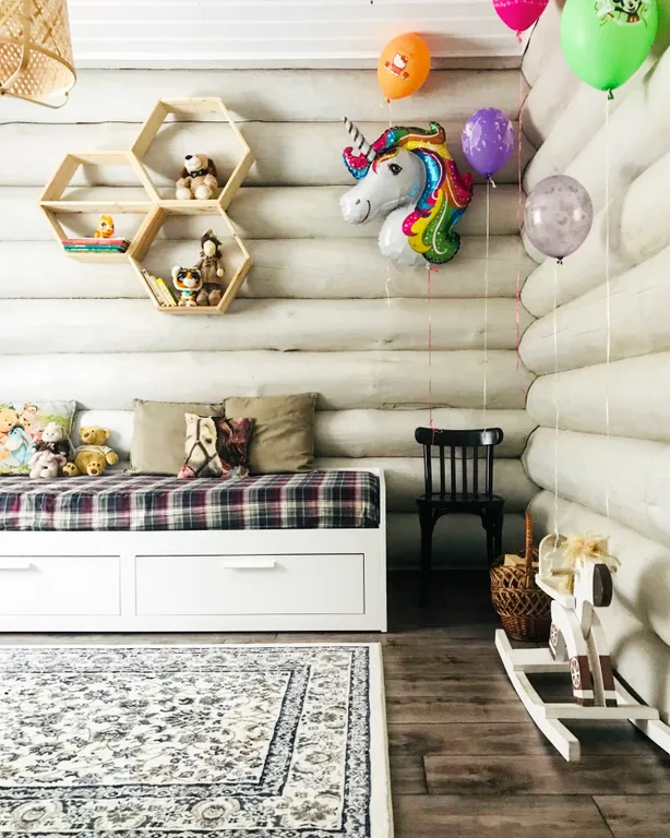 Уютный семейный дом у озера