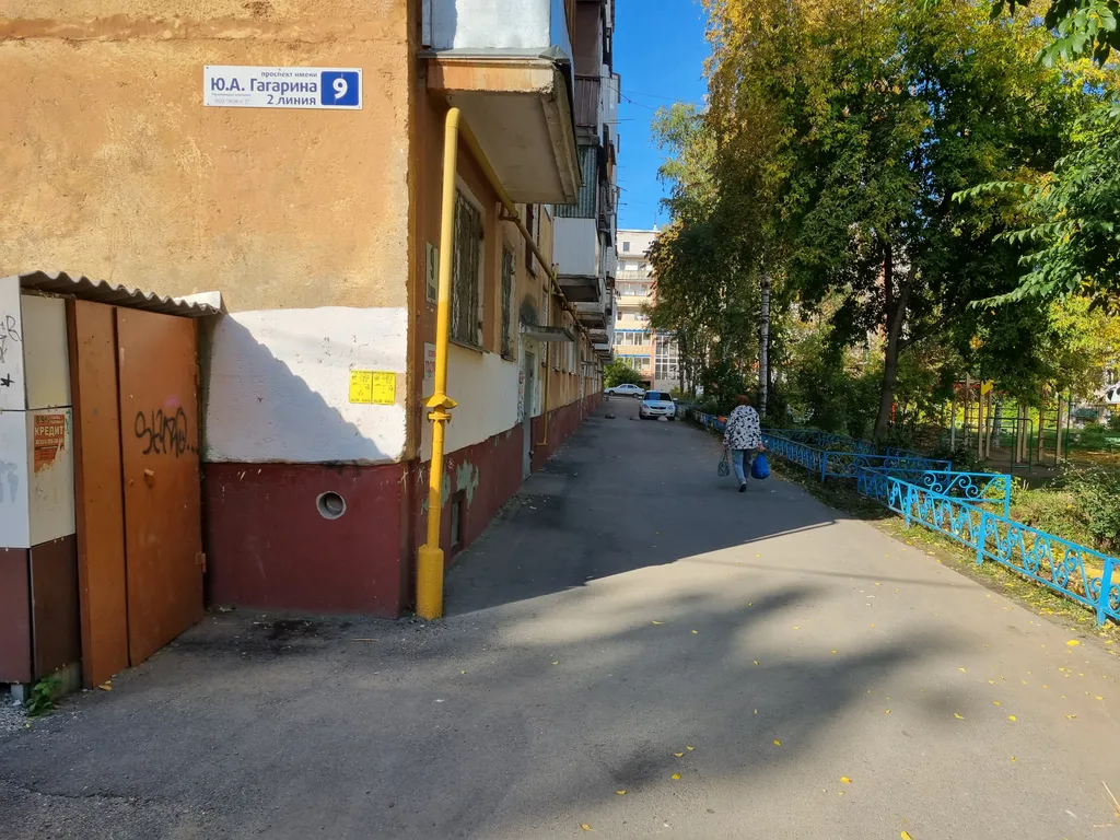 2-комнатная квартира Гагарина 2 линия 9