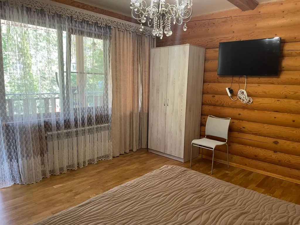 6-комнатный Дом