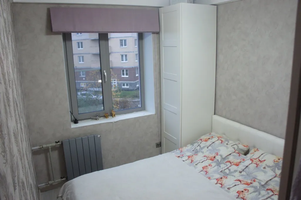 Gray Room Apartment