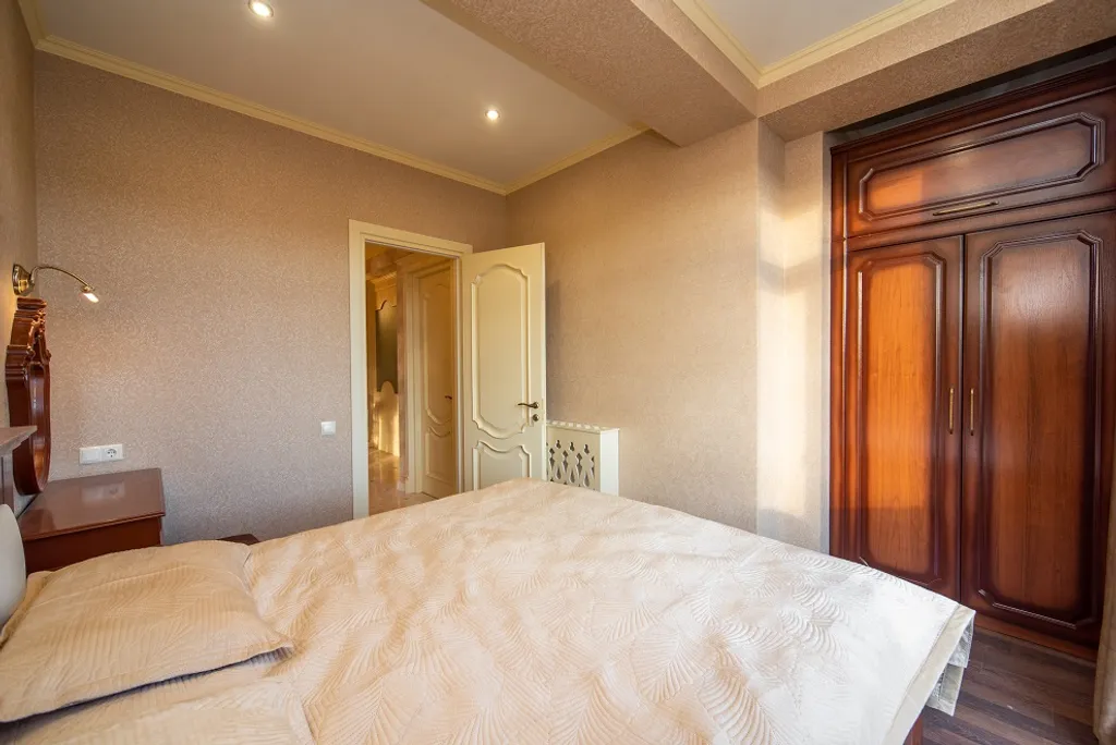 Уютная сказочная квартира с видом на город