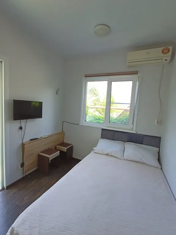 Маленький летний домик