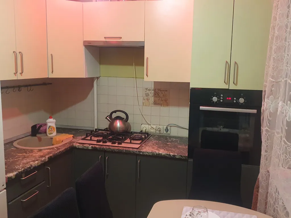 Квартира рядом с Ворошиловским торговым центром