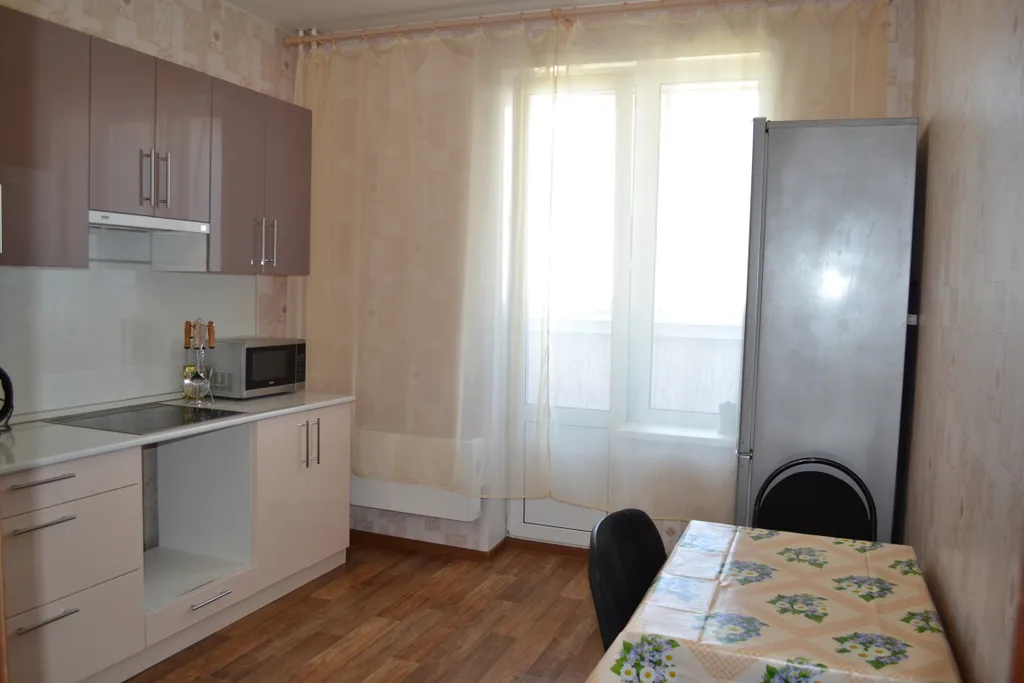 Однокомнатная квартира, Атлант