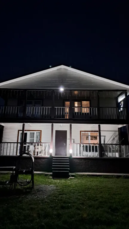 Дом с баней для большой компании