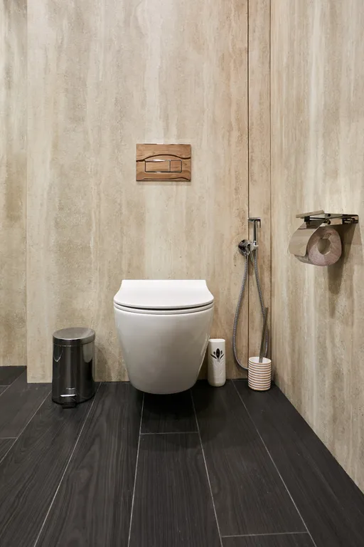 Полулюкс с кроватью размера kihg-size и видом на озеро