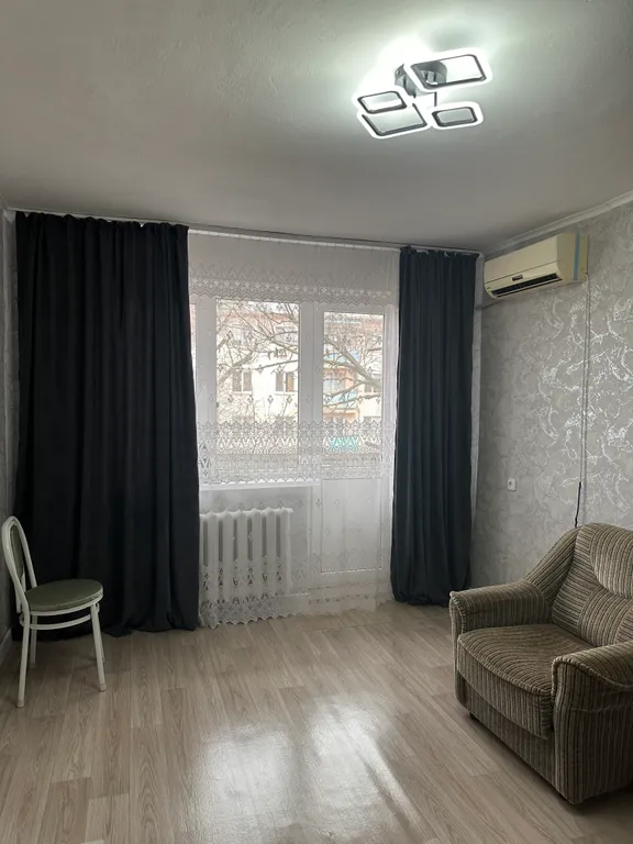 Квартира Недорогая чистая двухкомнатная квартира — Элиста