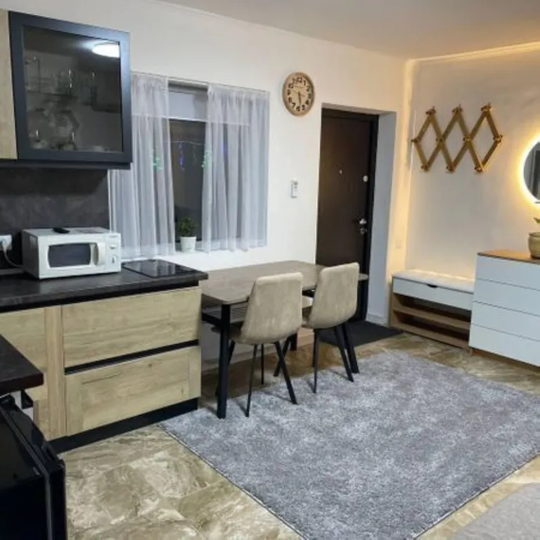 Коттедж Дом с новым ремонтом и видом на озеро — Лабинск