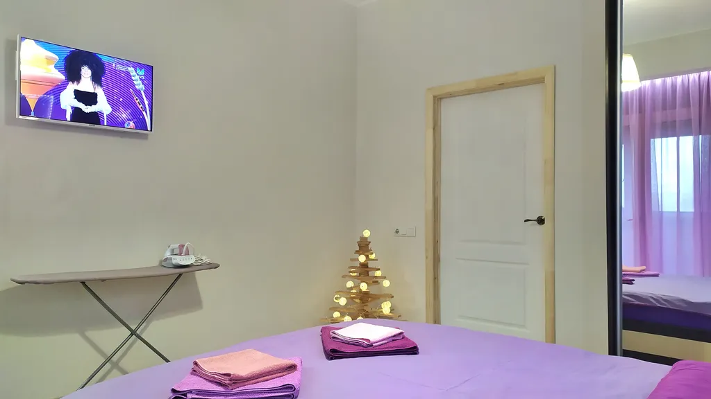 Квартира Новая квартира с только завершённым дизайн-ремонтом в самом центре — Алушта