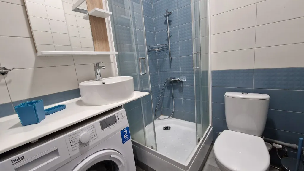 Уютная студия около ТРЦ Галерея