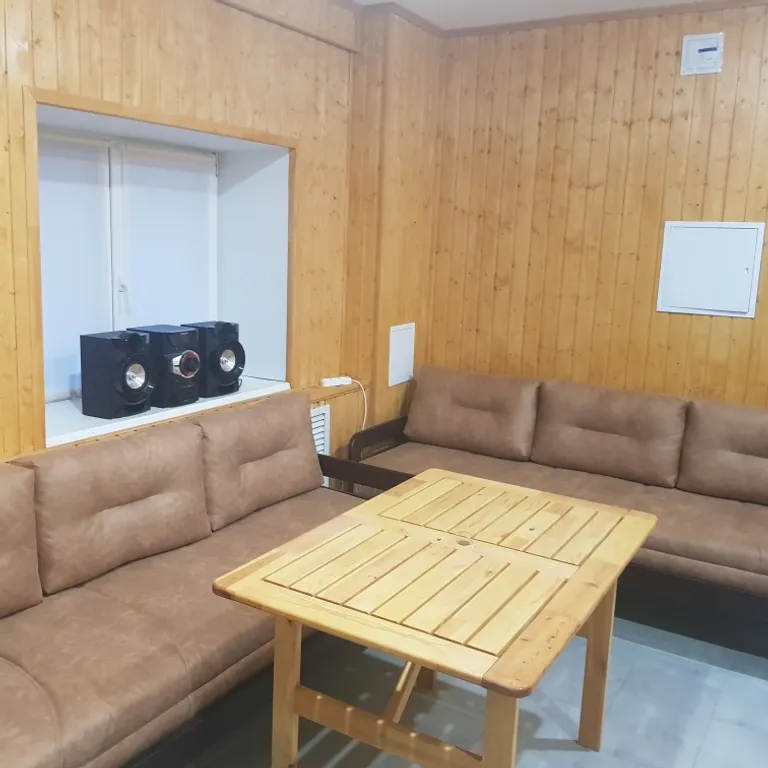 Коттедж с подогреваемым бассейном и сауной