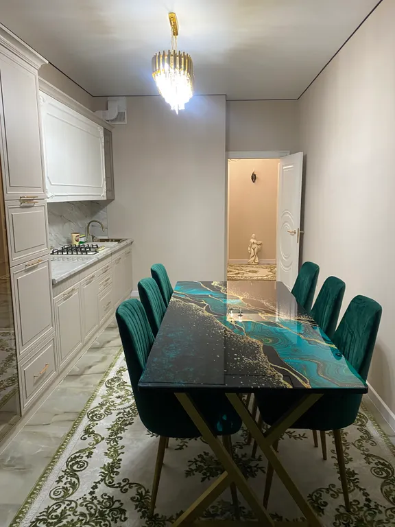 Красивая и уютная трёхкомнатная квартира в центре города — аренда посуточно в Черкесск