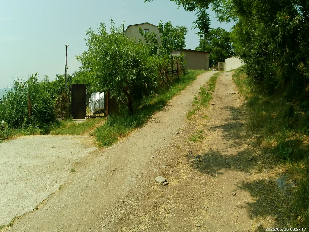 Дом-эллинг на берегу Керченского пролива