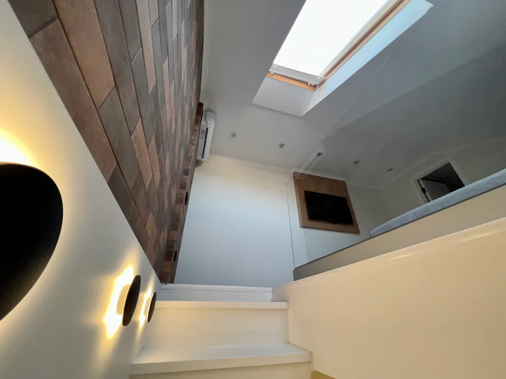 Двухуровневая евротрешка возле моря