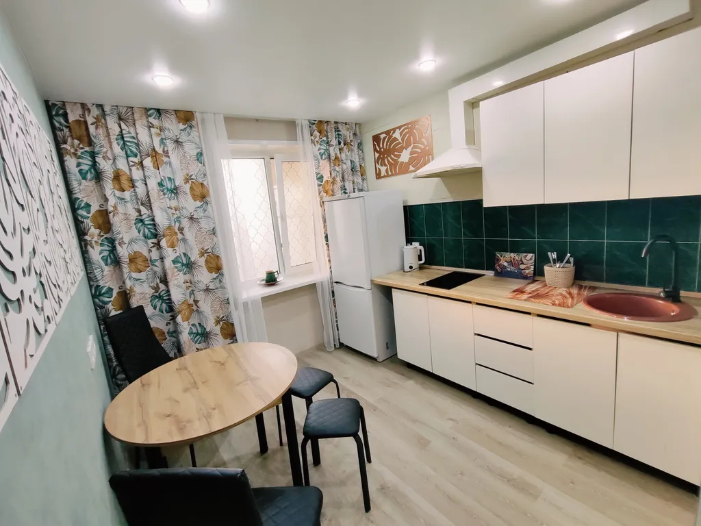 Оригинальная 1-комнатная квартира с застекленной лоджией