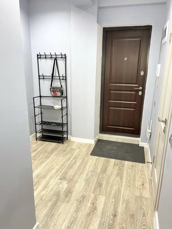 Квартира у ТЦ Три кота