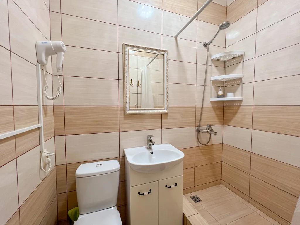 Квартира Квартира Две отдельные спальни, до 5 гостей, центр Адлера, 10 минут до пляжа — Адлер