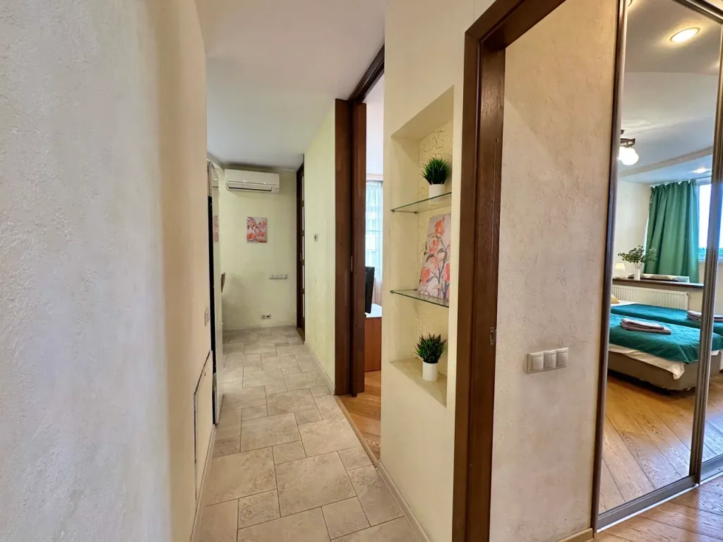 Комфортная 2-комнатная квартира с кондиционером