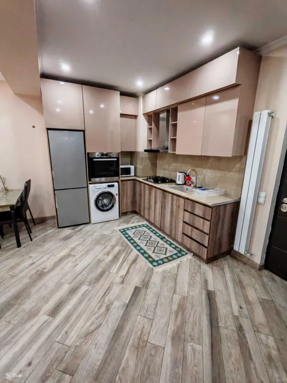 2-комнатная Квартира — аренда посуточно в Тбилиси