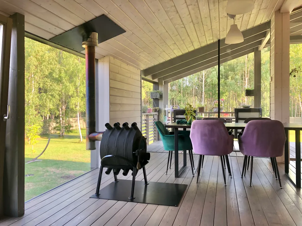 Коттедж Дом на прилесном участке в окружении реки — Горки