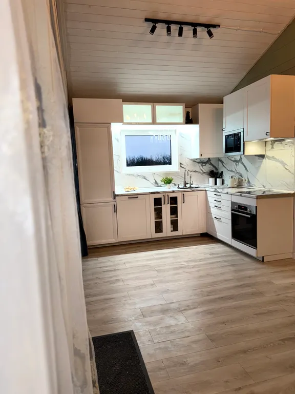 Уютный дом с чаном и бассейном