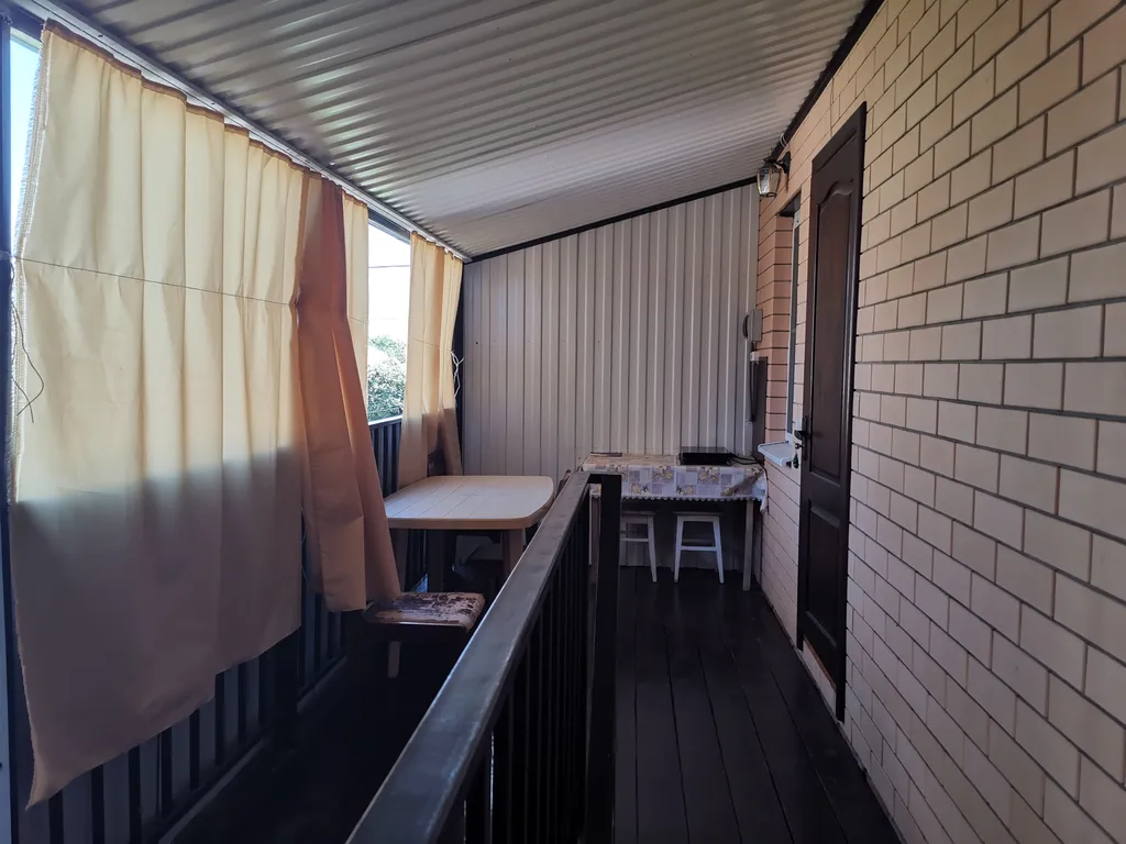 Квартира Квартира Атмосферная мансарда-студия между парком и морем — Ейск