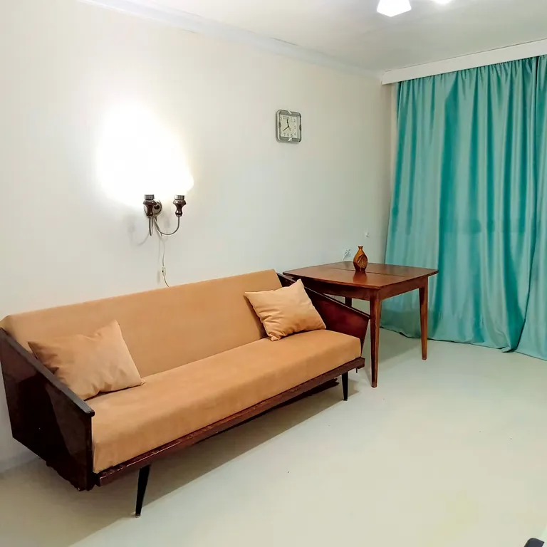 Трехкомнатная квартира 63м в Орбите