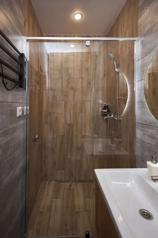 Студия с дизайнерским ремонтом