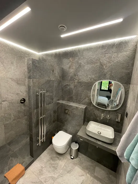 Квартира Квартира Семейная студия с двумя двуспальными кроватями в самом центре. — Севастополь