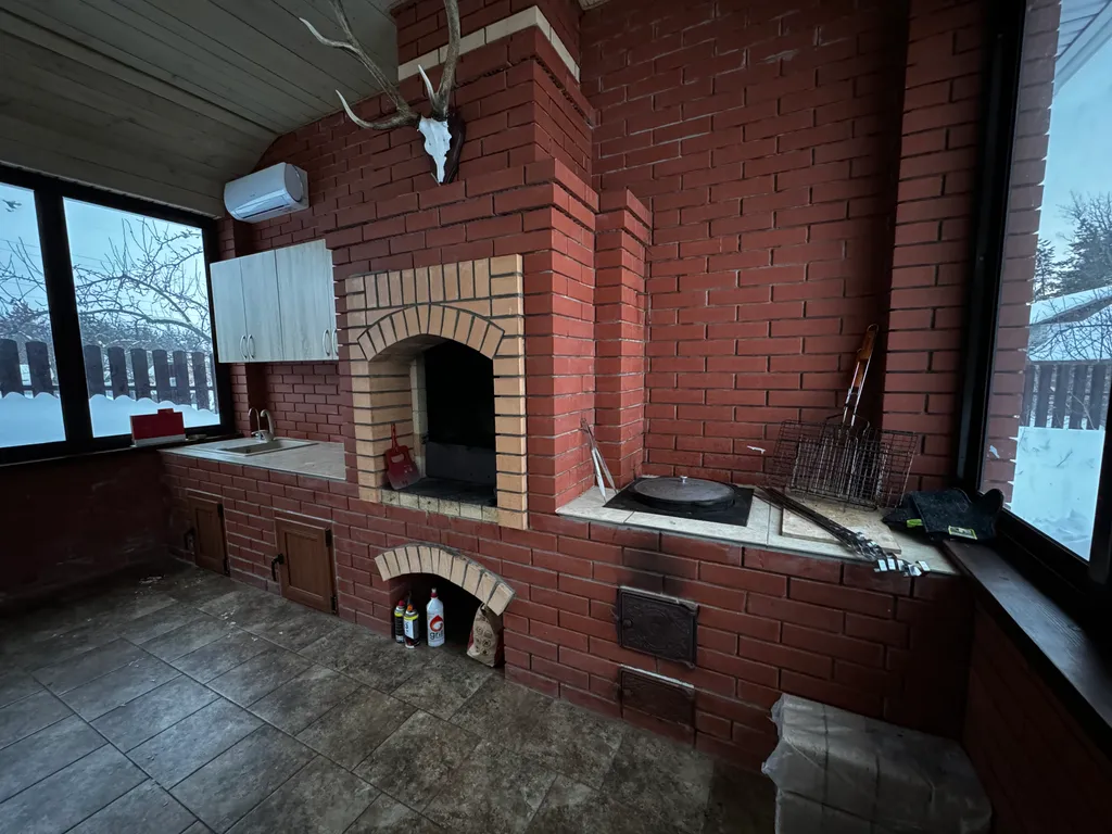 Уютный двухэтажный дом около реки Сок с пляжами