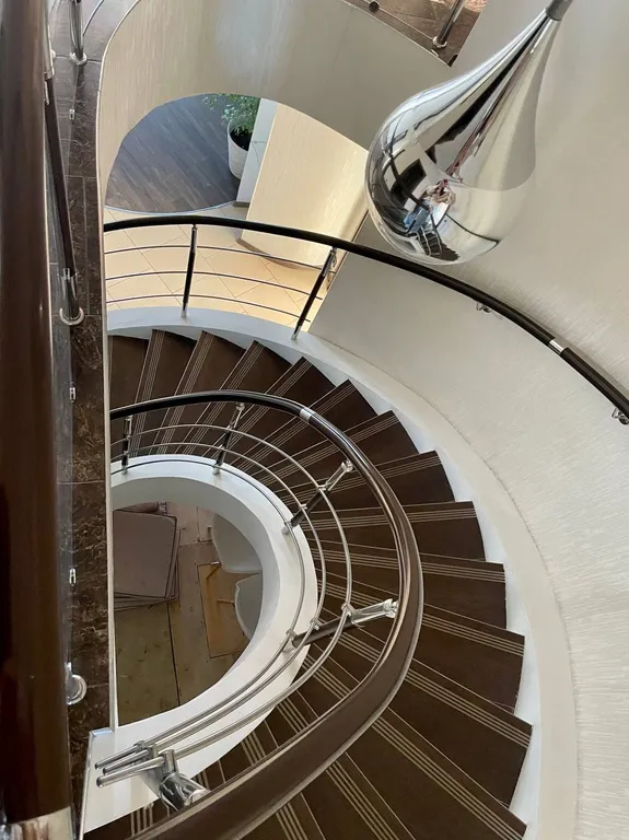 Уютный дом с дизайнерским ремонтом