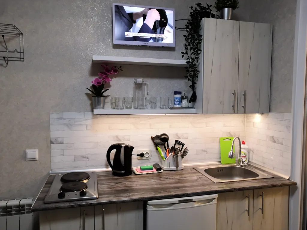 Квартира Квартира Семеный с кухне с видом на детскую площадку — Геленджик